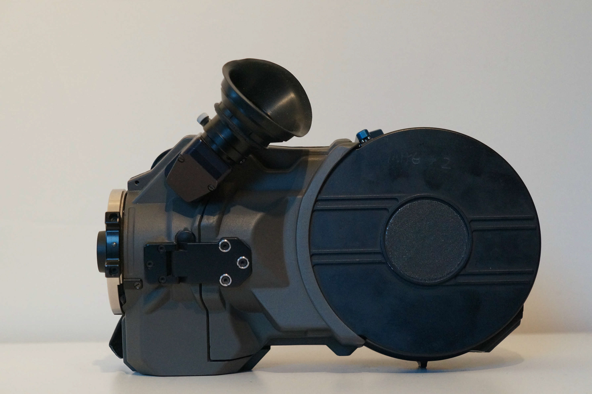 Aaton A-Minima — Super 16mm · Motion Picture — photograph by Emrah Gonulkirmaz (26 of 32)