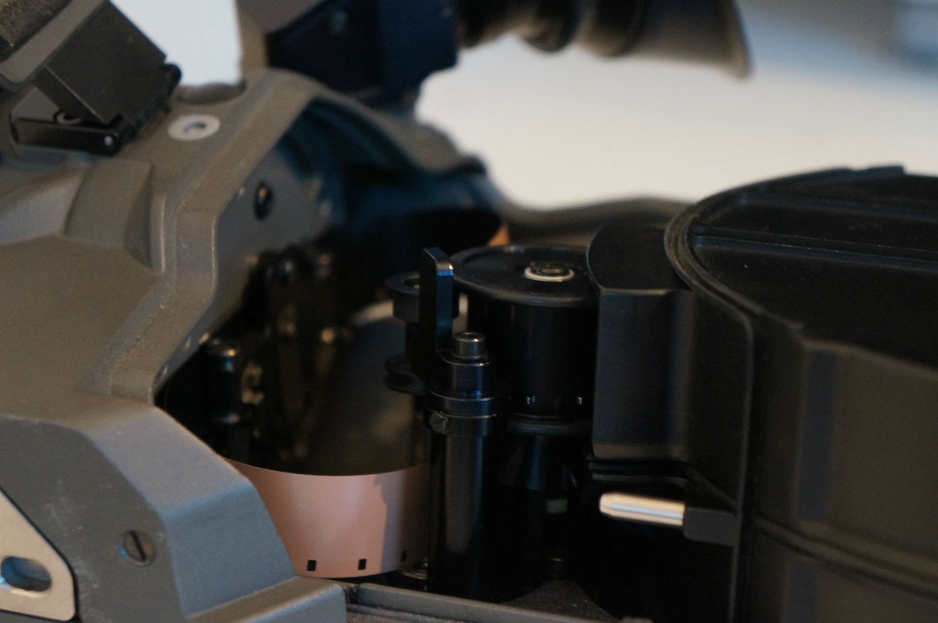 Aaton A-Minima — behind the scenes — Super 16mm · Motion Picture — photograph by Emrah Gonulkirmaz (9 of 32)