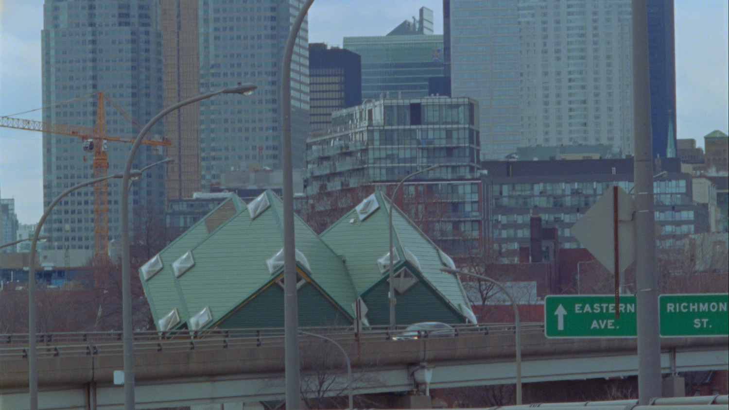 Aaton A-Minima — cube — Super 16mm · Motion Picture — photograph by Emrah Gonulkirmaz (12 of 32)