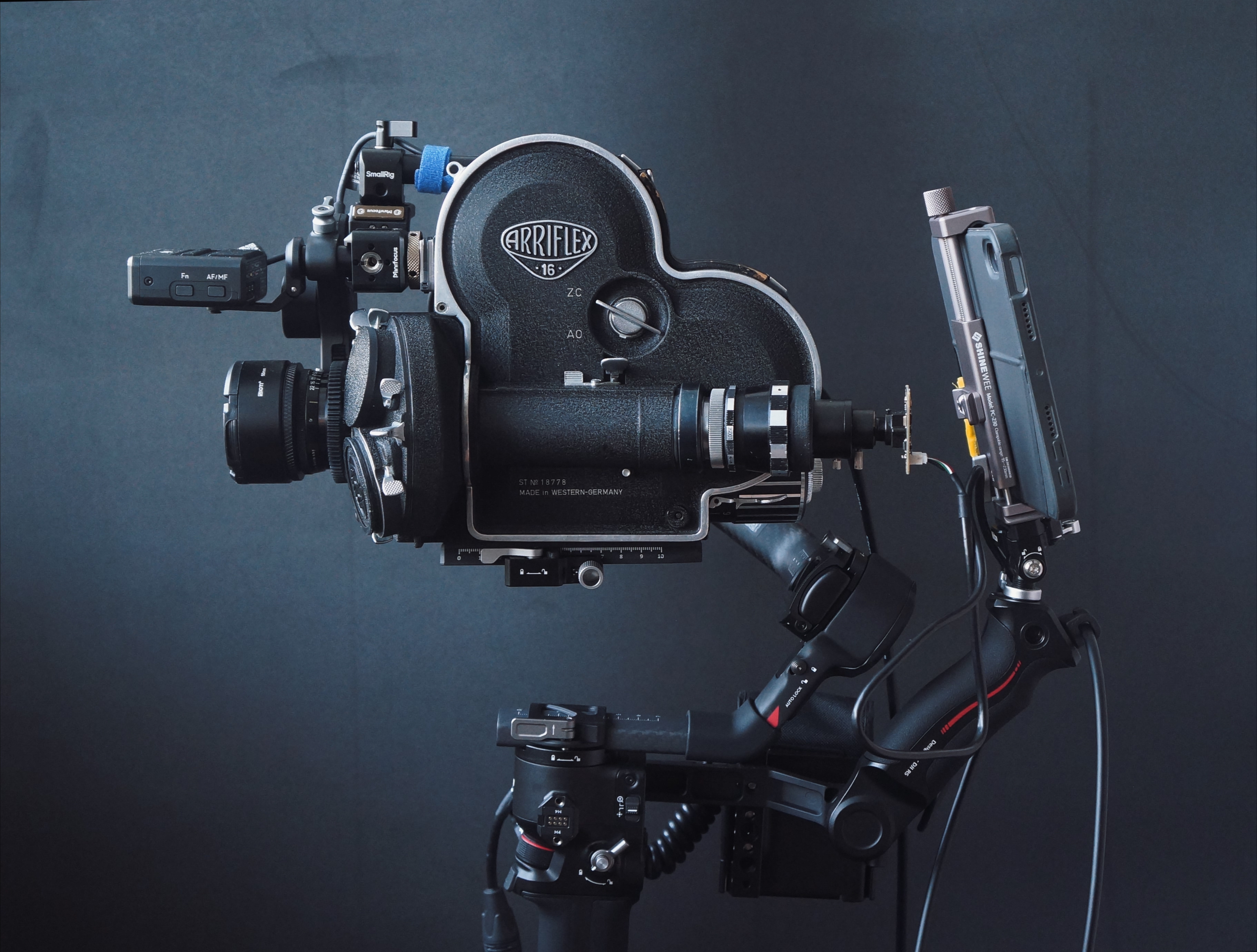 Arri 16S/B — schneider xenon — 16mm · Motion Picture — photograph by Emrah Gonulkirmaz (1 of 9)
