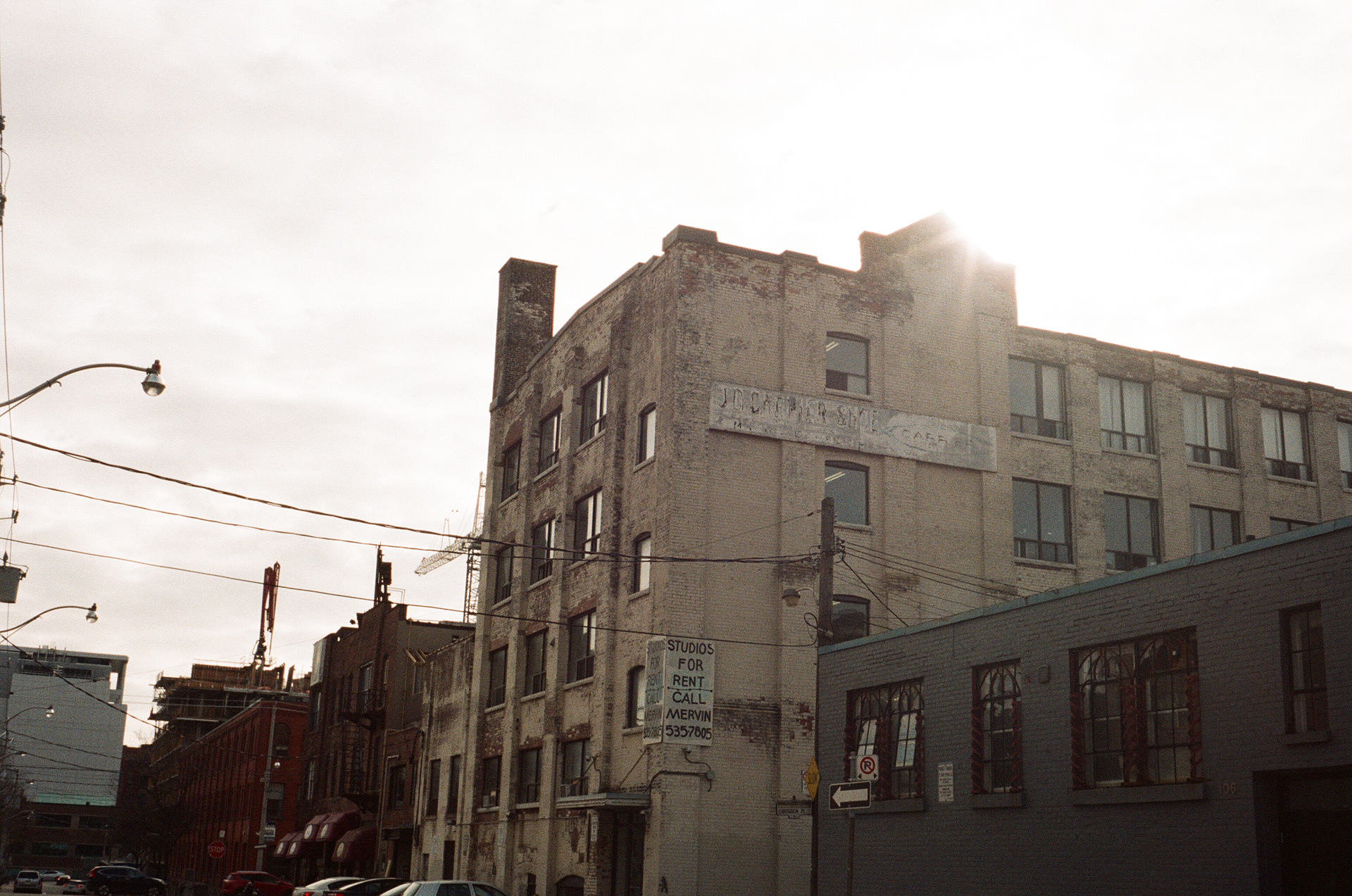 Rollei 35 — 35mm · Still — photograph by Emrah Gonulkirmaz (7 of 9)